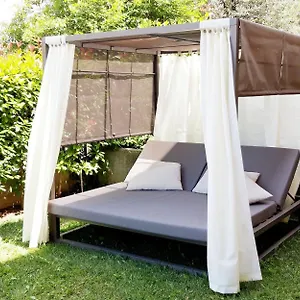 paradiso-lux-lazise.hotelinveneto.com/