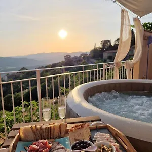vetulonia-romantica.it-tuscanyhotel.com/