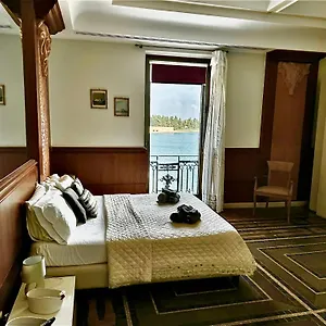 Regina Del Porto Apartment Brindisi