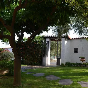 azienda-agrituristica-villa-arianna.hotelitalianriviera.com/